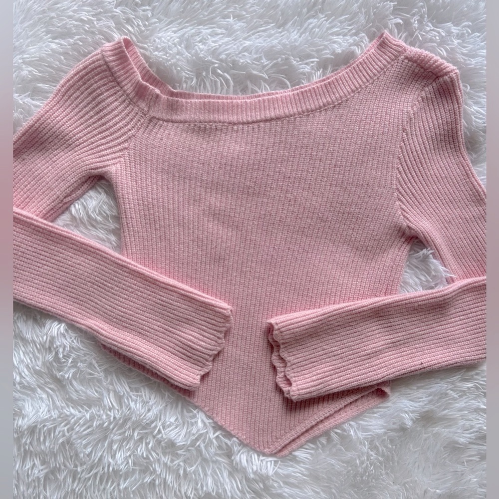 Pink Ribbed Off-Shoulder Sweater - Picture 2 of 7